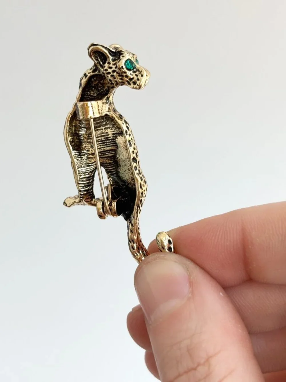 Jaguar Cheetah Big Cat Gold Toned Textured 3D Vintage Inspired Brooch Pin